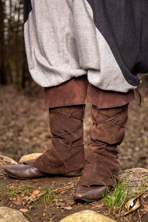 Gaiters in Black Suede Leather